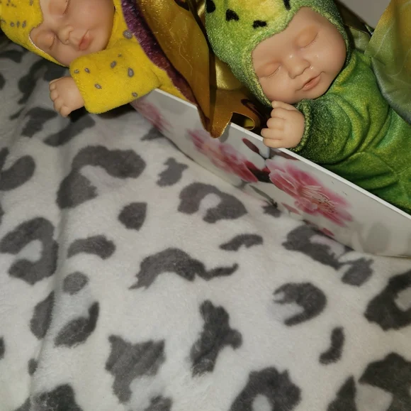 2) 9" Anne Geddes butterfly dolls - Picture 2 of 4